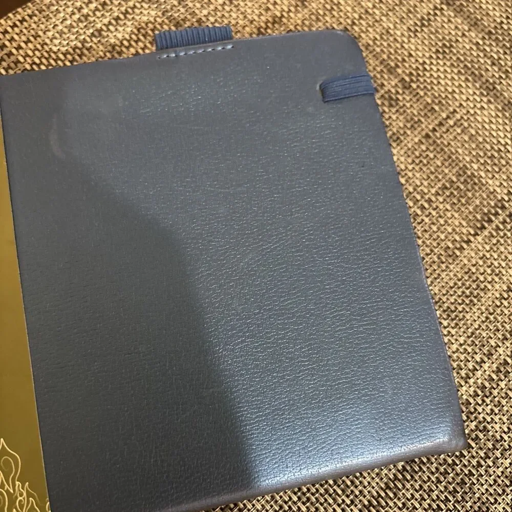 UNDATED Legend Planner – Weekly & Monthly A5 (5.5'' x 8.3''), Mystic Blue, NEW